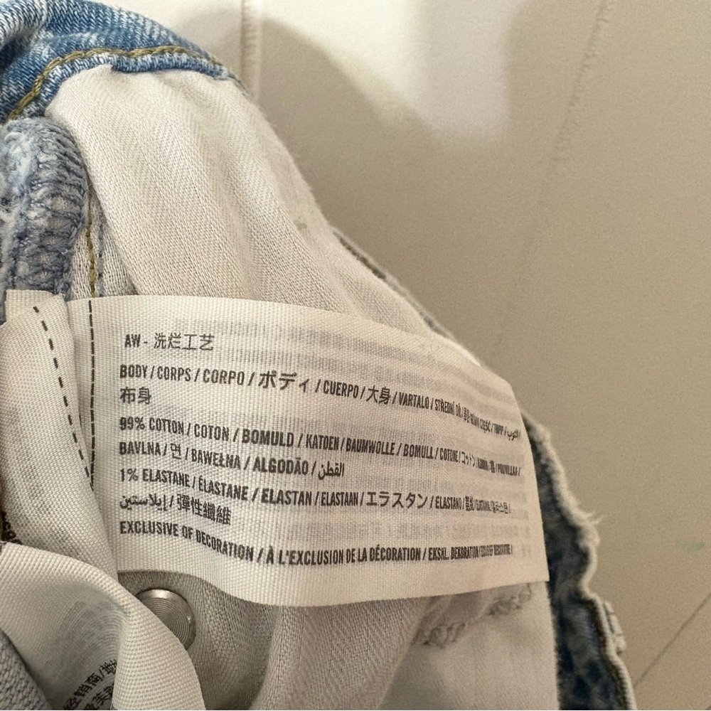 Abercrombie & Fitch 90’s Straight Ultra High Rise Jeans Light Wash Size 6 / 28 - Picture 10 of 10